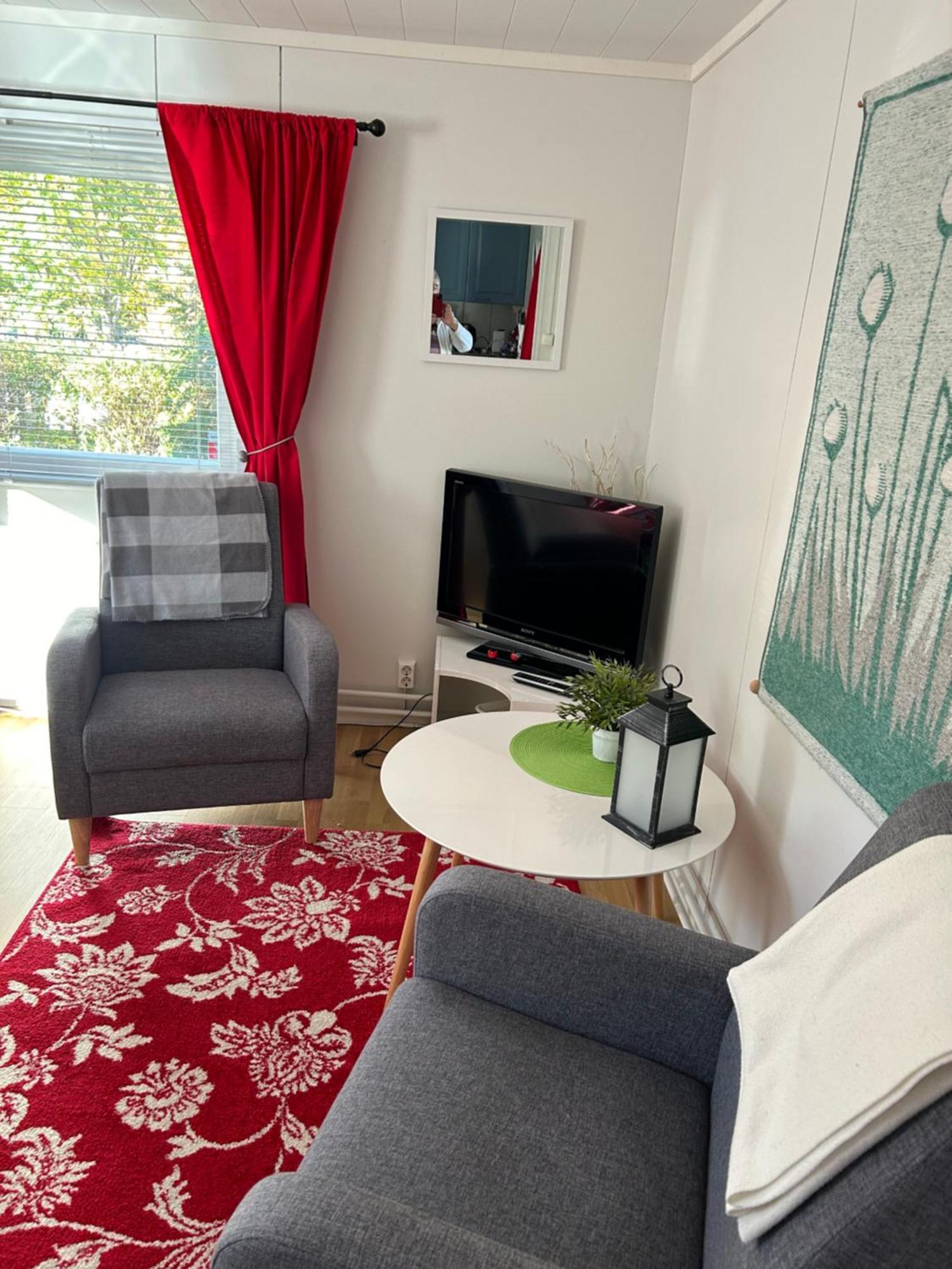 Aurora Center 3 Apartment โรวานิเอมิ ภายนอก รูปภาพ